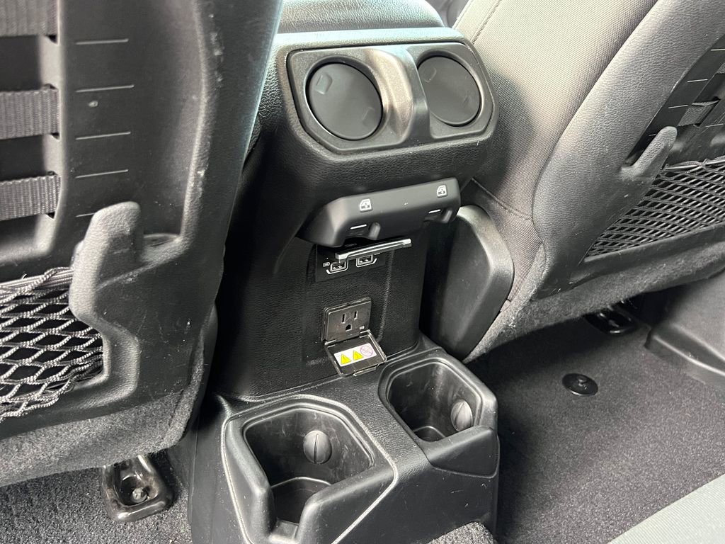 Used 2021 Jeep Gladiator Rubicon w/ Cold Weather Group AWD/4WD image 12
