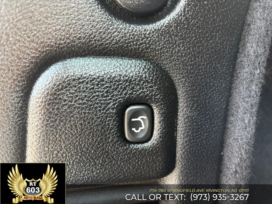 Used 2025 Dodge Durango GT AWD/4WD image 8