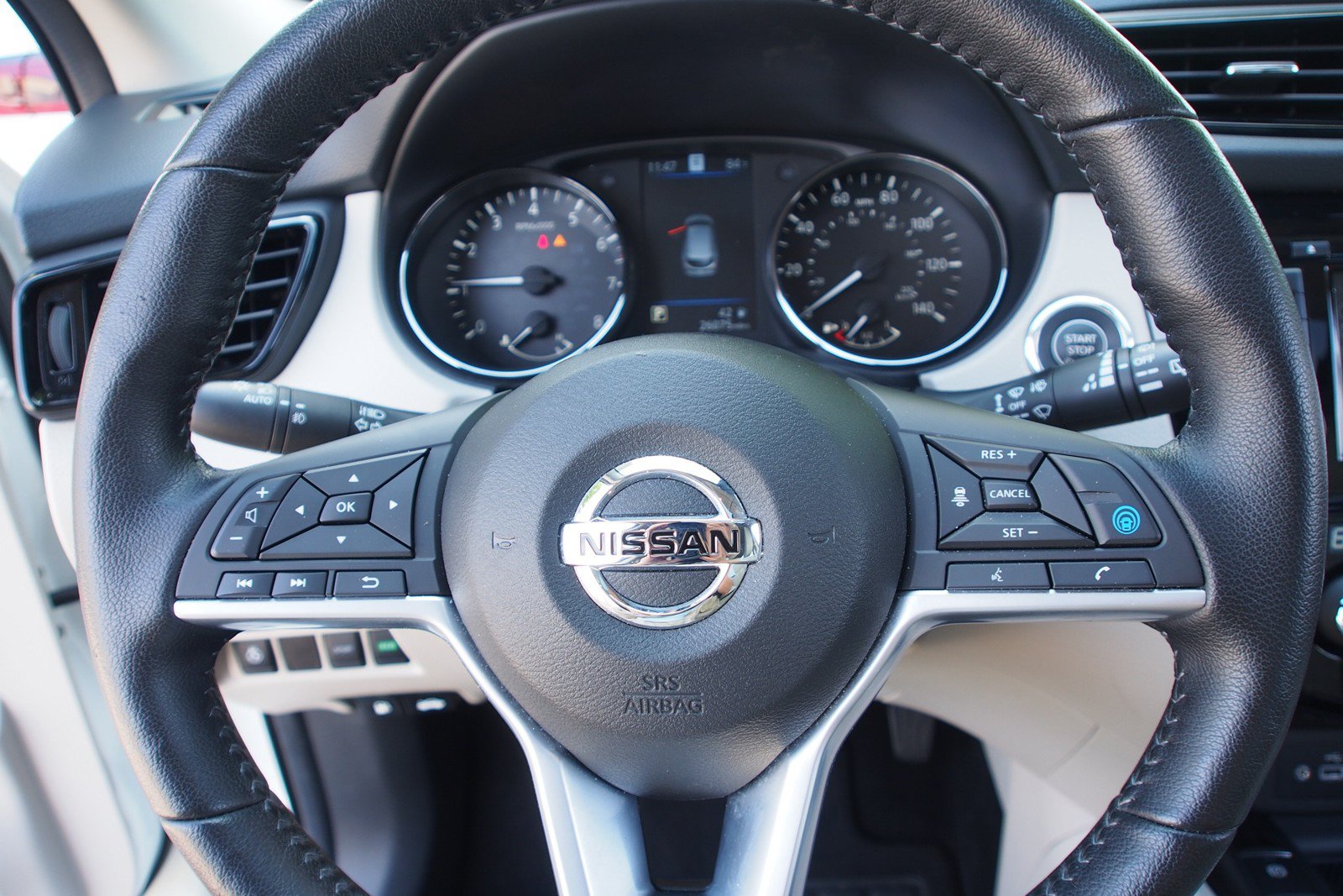 Used 2022 Nissan Rogue Sport SL w/ Premium Package FWD image 14