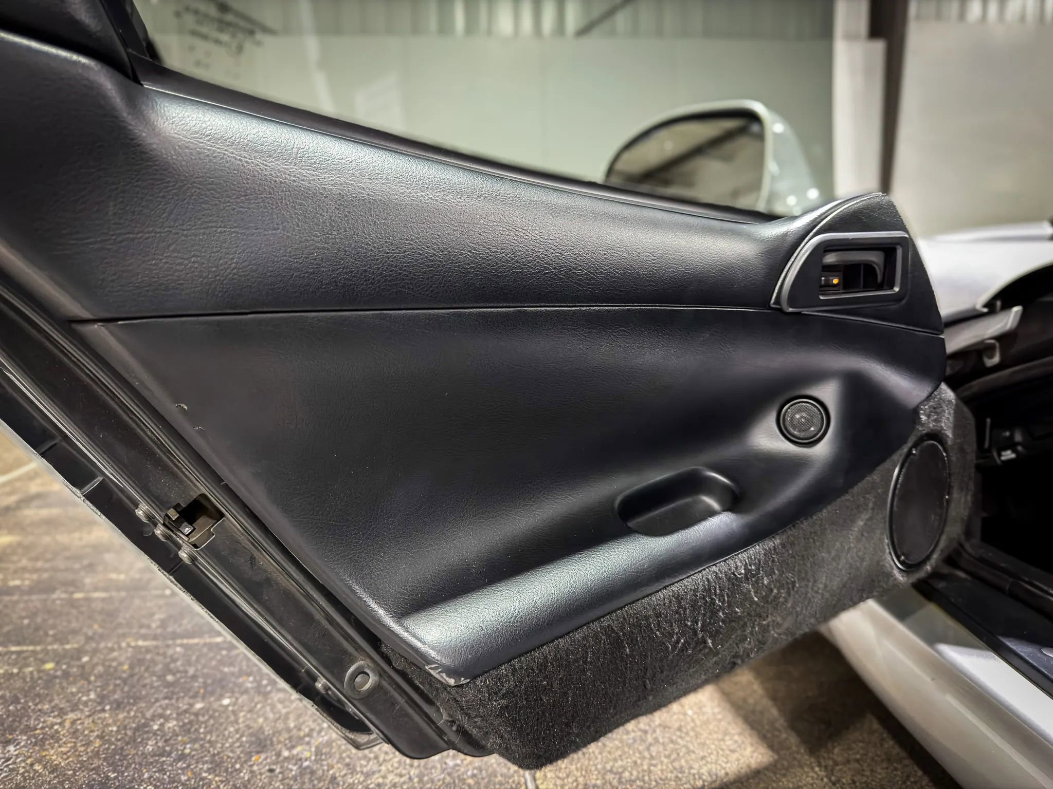 Used 1998 Dodge Viper GTS RWD image 11