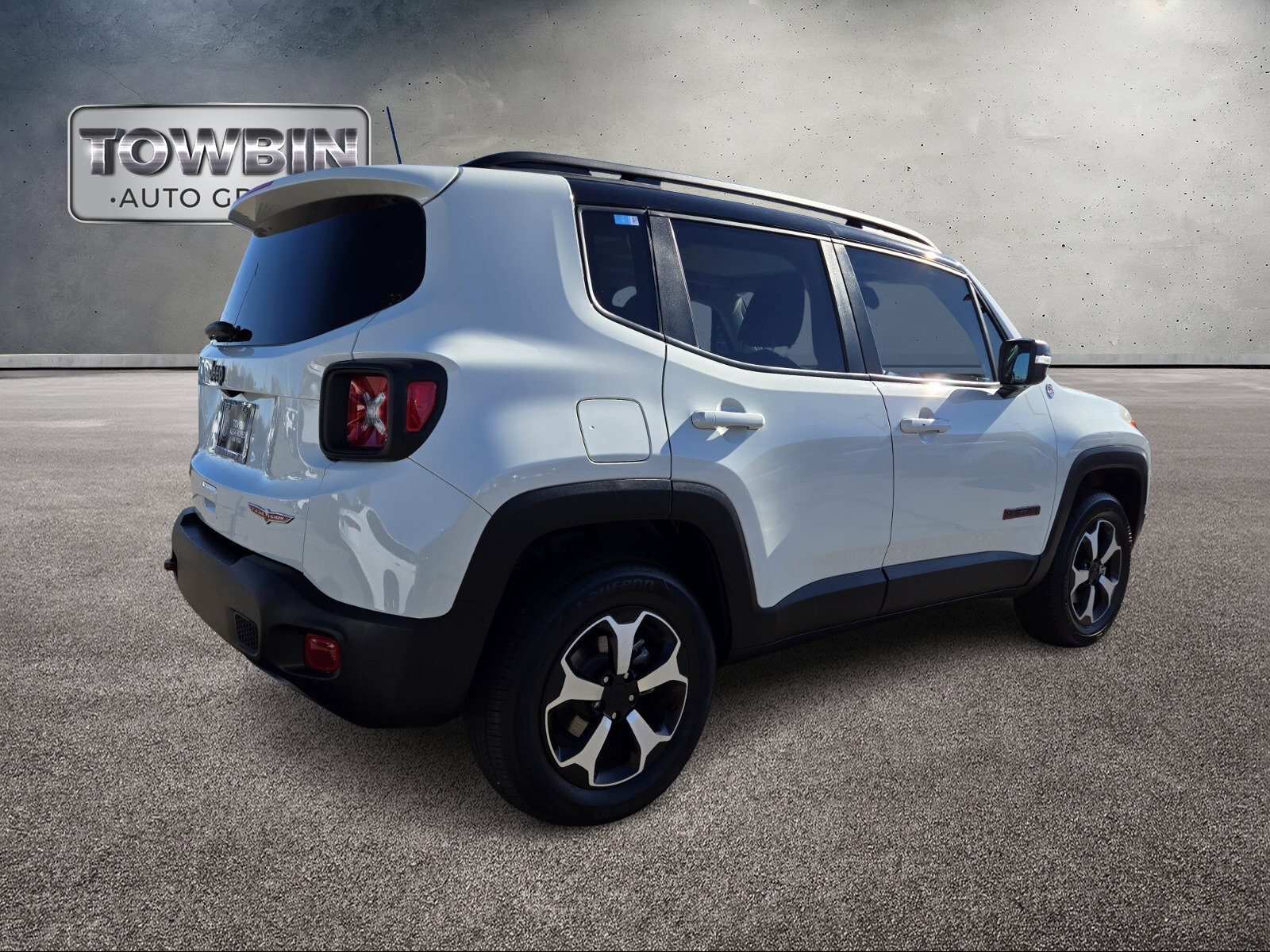 Used 2021 Jeep Renegade Trailhawk w/ Sun & Sound Group image 4