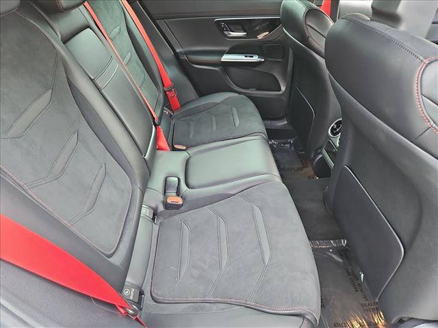 Used 2025 Mercedes-Benz GLC 43 AMG 4MATIC image 27