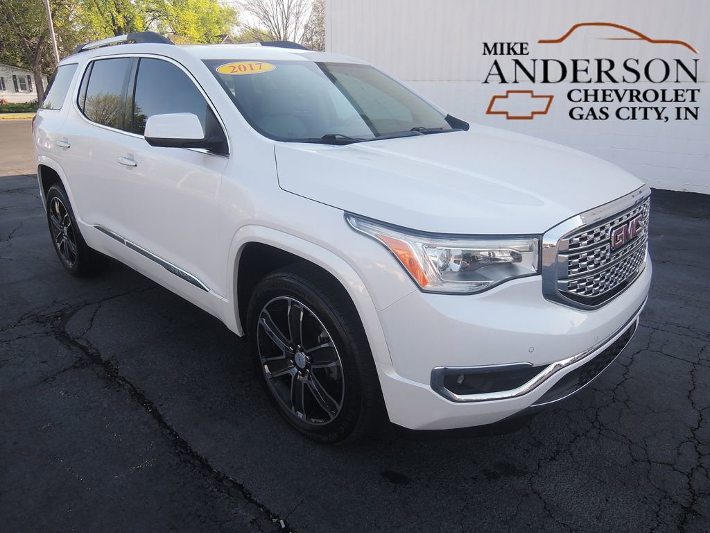 Used 2017 GMC Acadia Denali w/ Technology Package AWD/4WD image 1