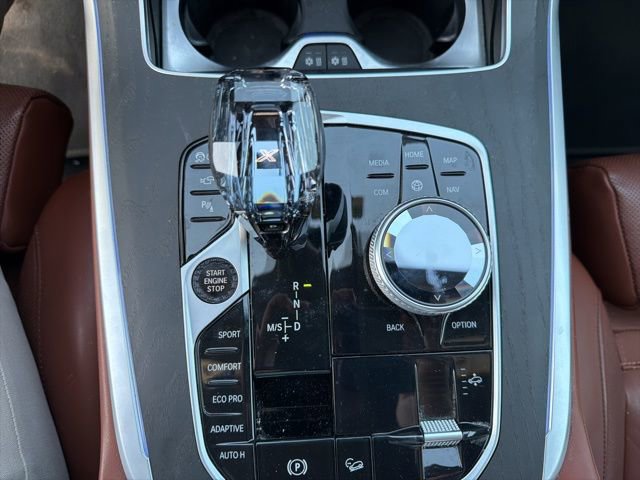 Used 2022 BMW X7 xDrive40i w/ M Sport Package image 24