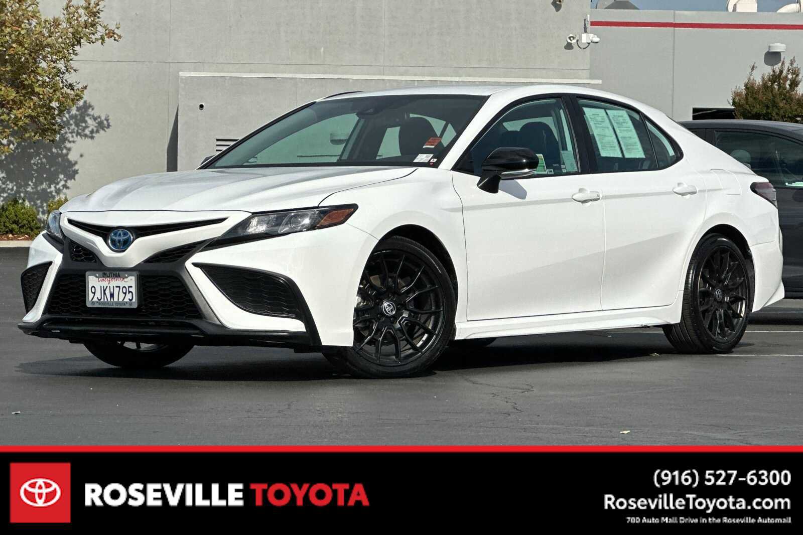 Used 2024 Toyota Camry SE