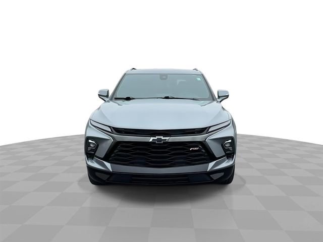 Certified 2023 Chevrolet Blazer RS w/ Enhanced Convenience Package image 3