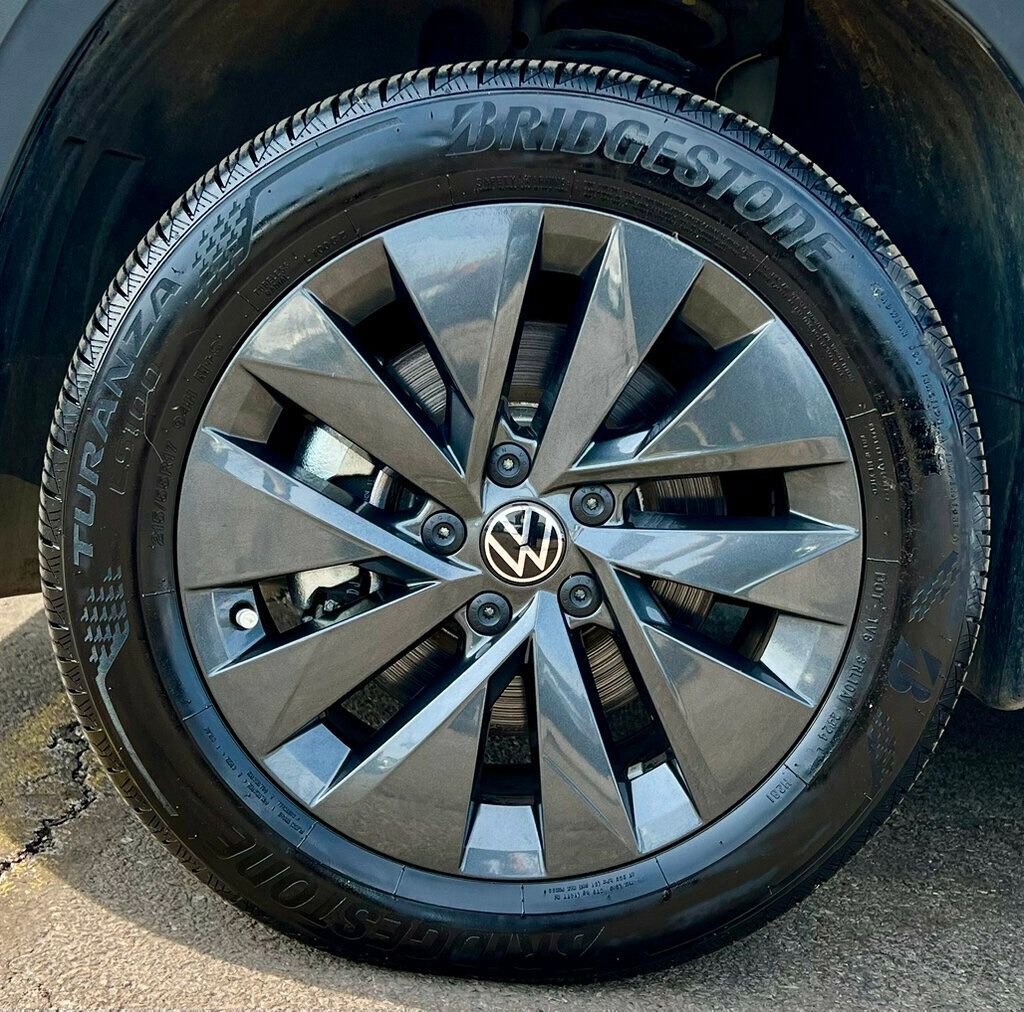 Used 2024 Volkswagen Taos S FWD image 27