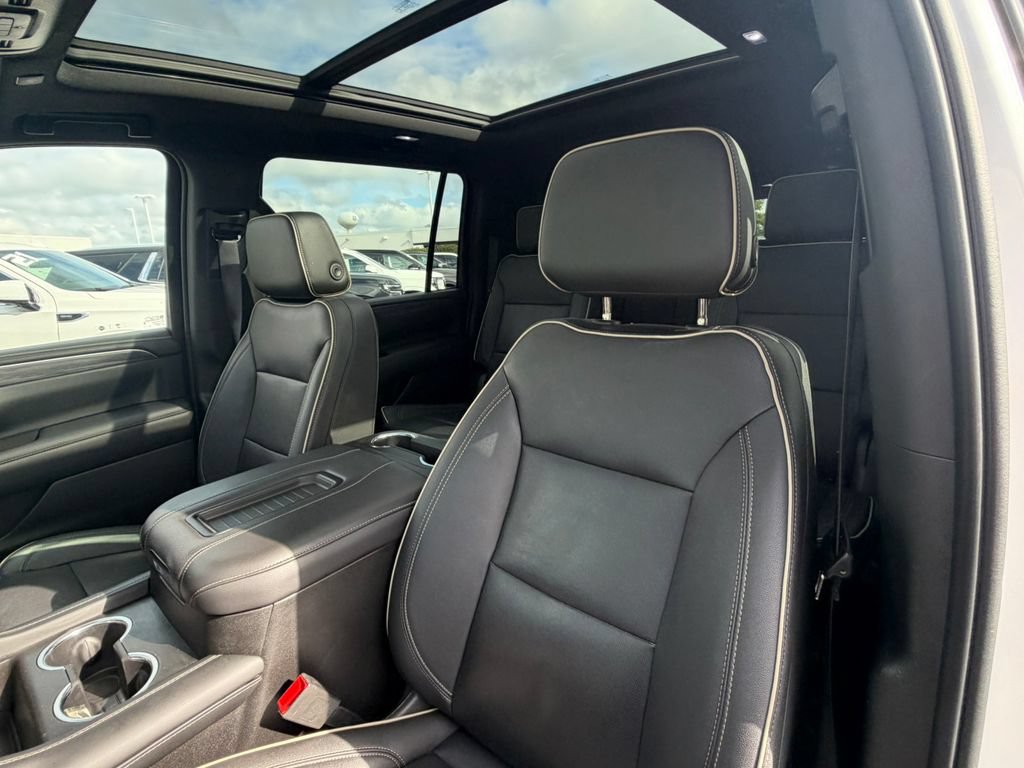 Certified 2023 GMC Yukon XL SLT AWD/4WD image 27