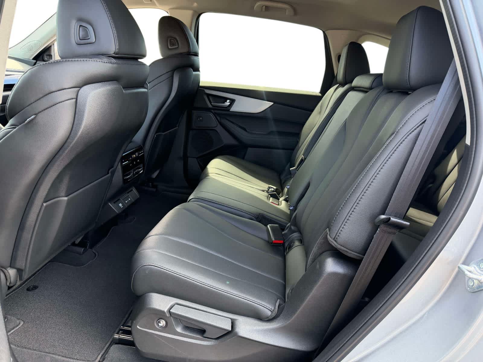 Certified 2026 Acura MDX SH-AWD image 14