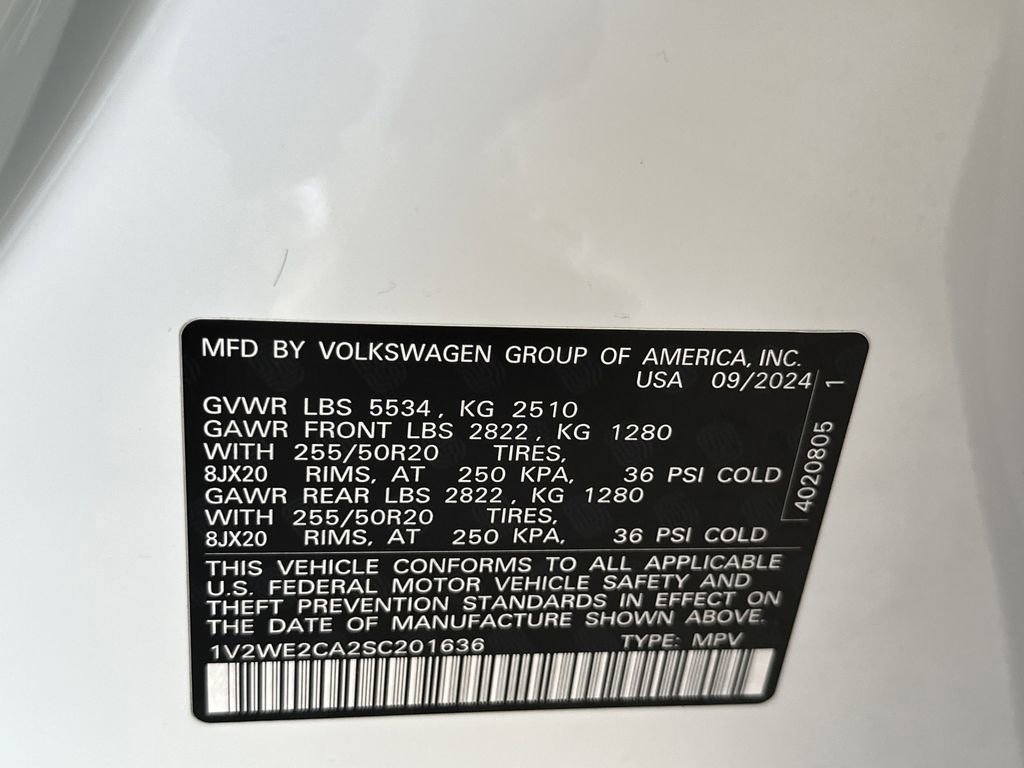 Used 2025 Volkswagen Atlas Cross Sport SE FWD image 40