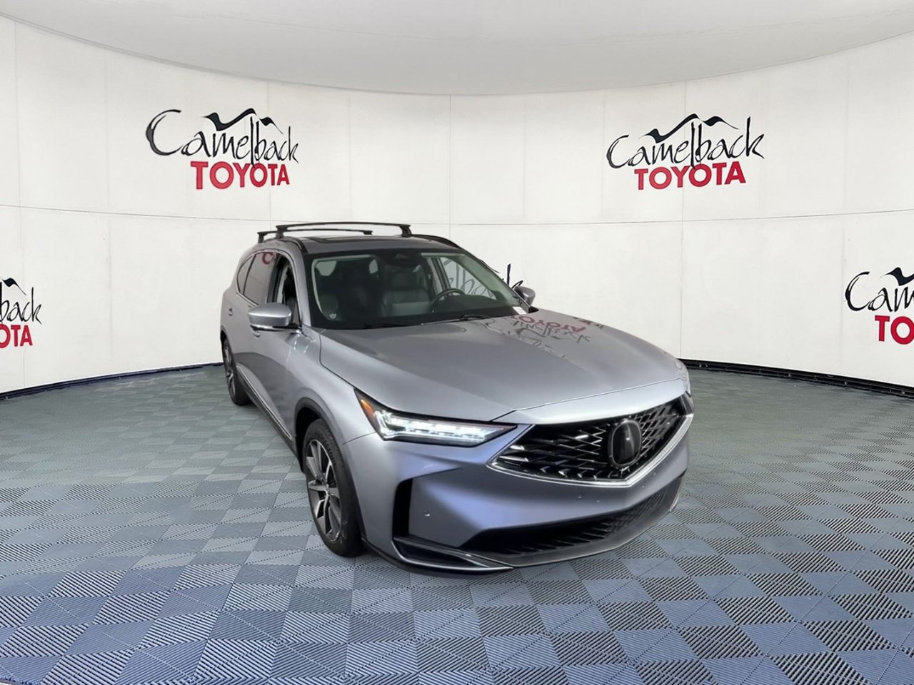 Used 2025 Acura MDX w/ Technology Package AWD/4WD image 4