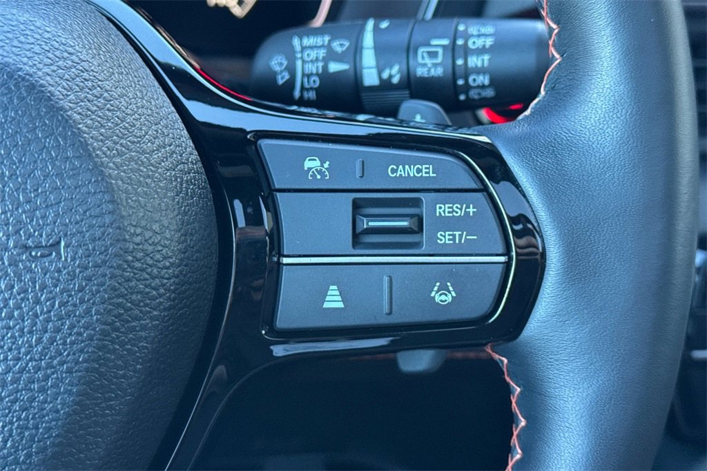 Certified 2024 Honda Pilot TrailSport image 31