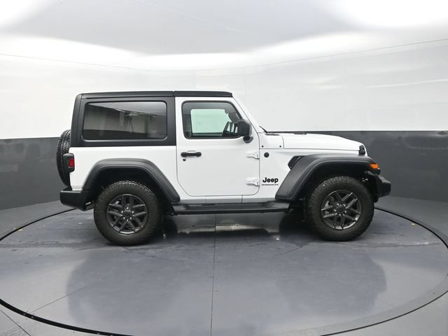 Used 2024 Jeep Wrangler Sport AWD/4WD image 11