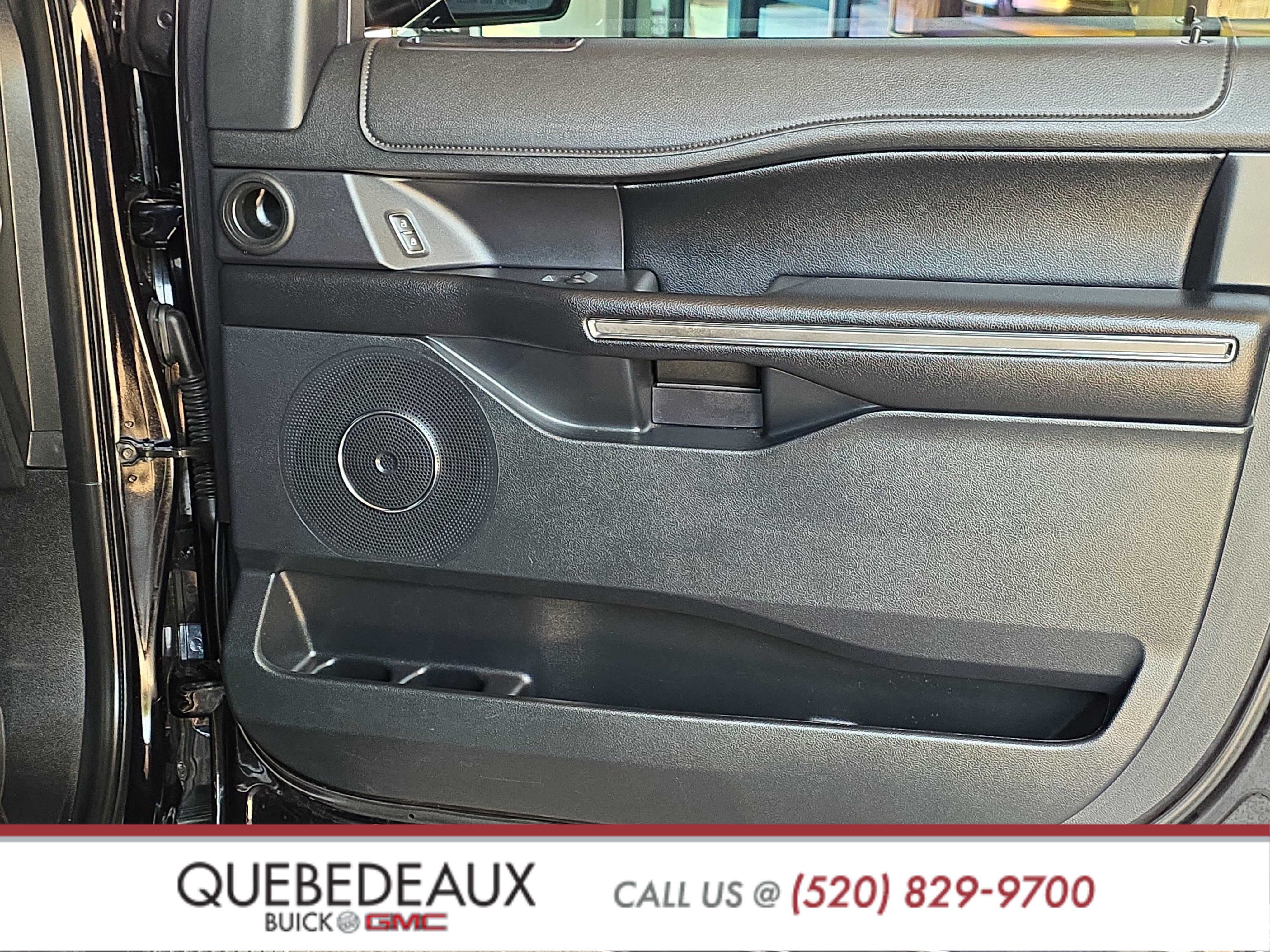 Used 2019 Ford Expedition XLT w/ Equipment Group 202A RWD image 30