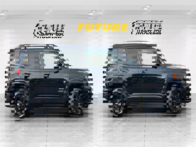 Used 2020 Jeep Renegade Altitude image 3