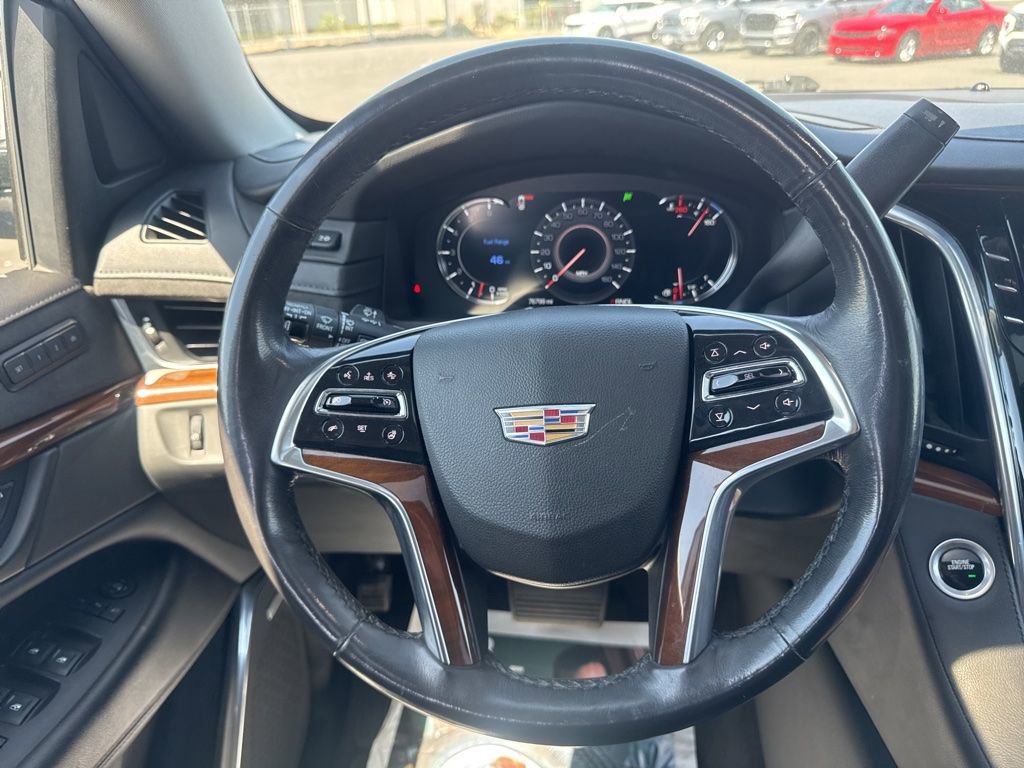 Used 2020 Cadillac Escalade Luxury RWD image 21