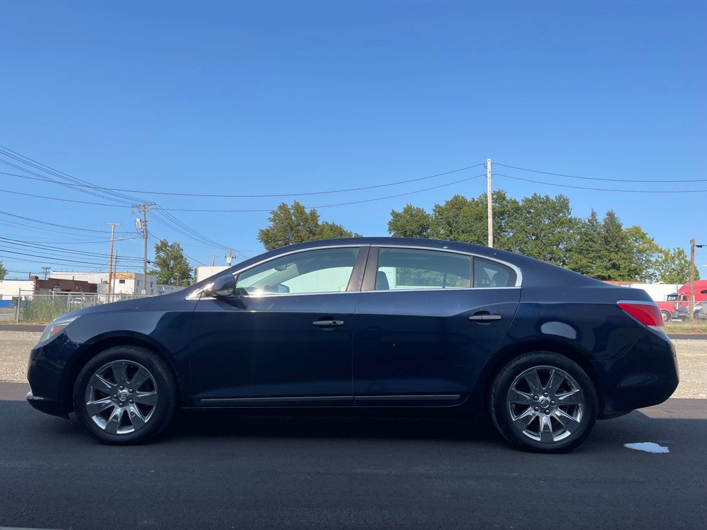 Used 2010 Buick LaCrosse CXL w/ Luxury Package AWD/4WD image 5