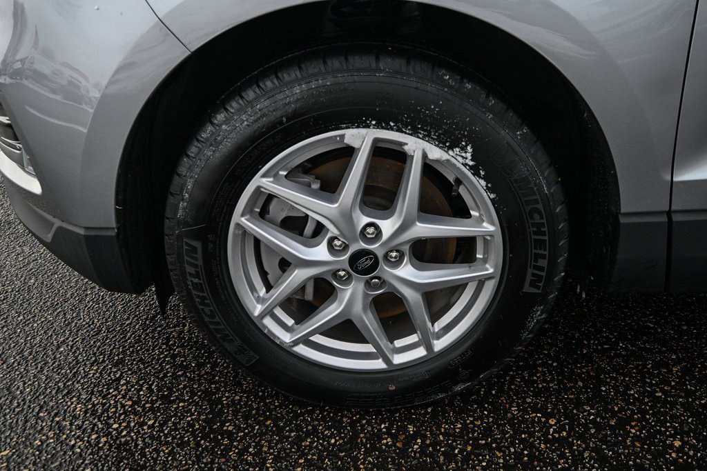 Certified 2024 Ford Edge SEL w/ Convenience Package image 12