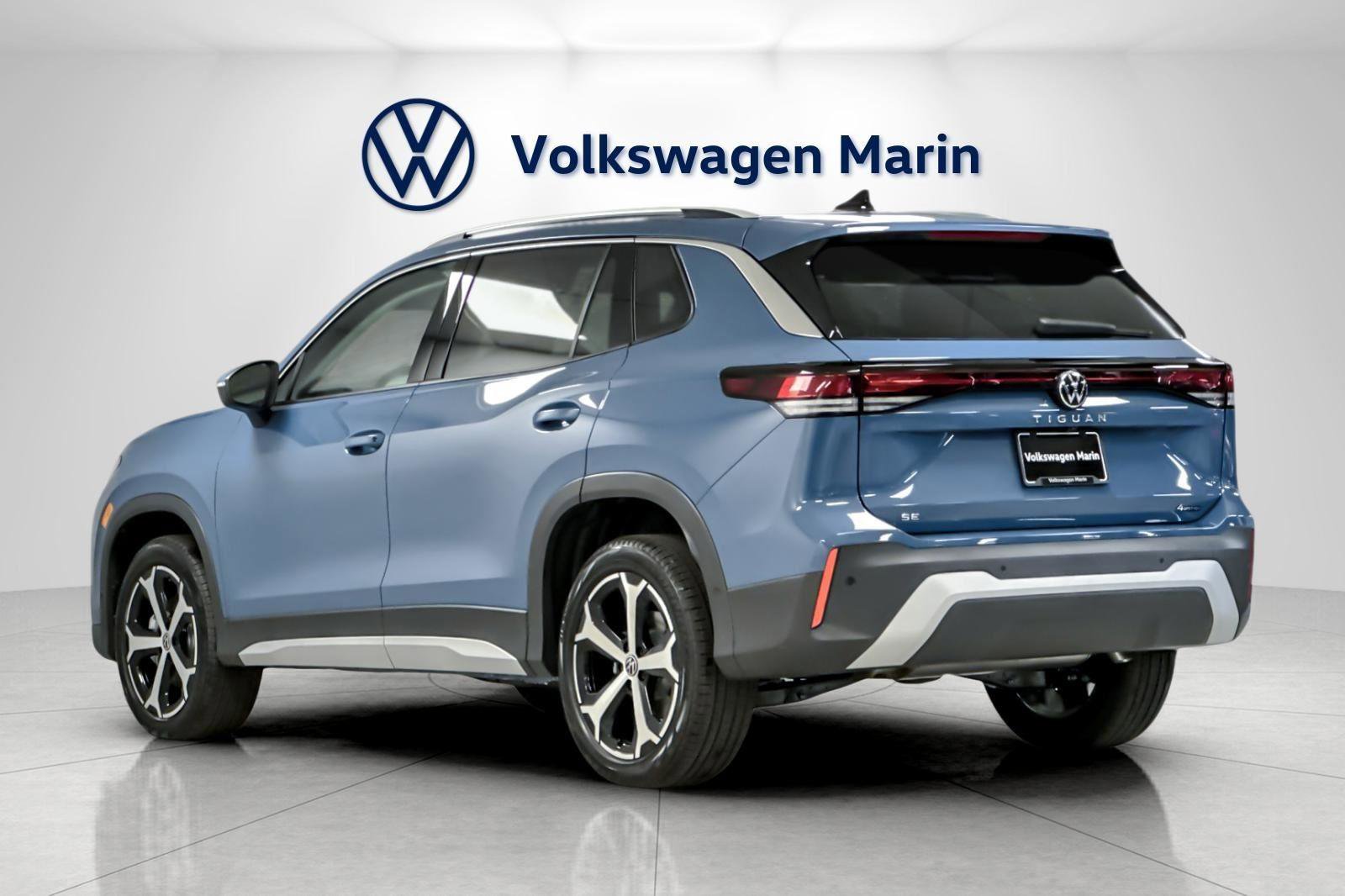 New 2026 Volkswagen Tiguan SE image 3