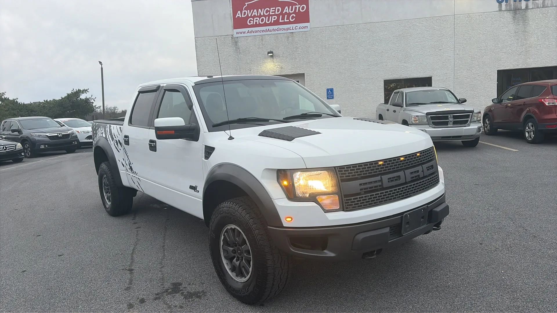 Used 2011 Ford F150 Raptor w/ Raptor Luxury Pkg image 20