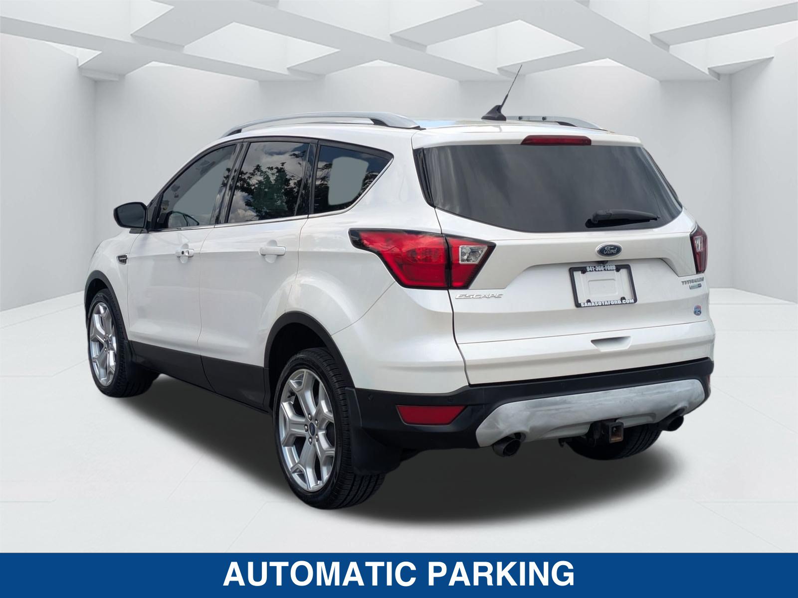 Used 2019 Ford Escape Titanium AWD/4WD image 7