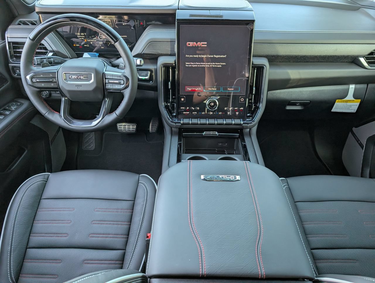 New 2026 GMC Yukon AT4 Ultimate AWD/4WD image 8