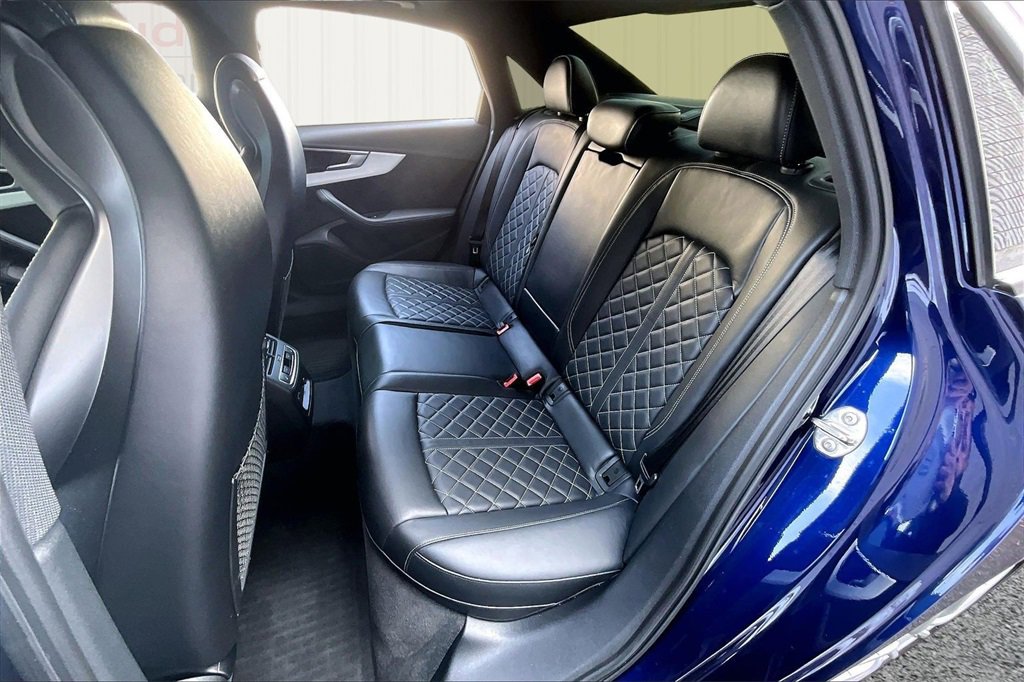 Used 2021 Audi S4 Prestige w/ Prestige Package image 22