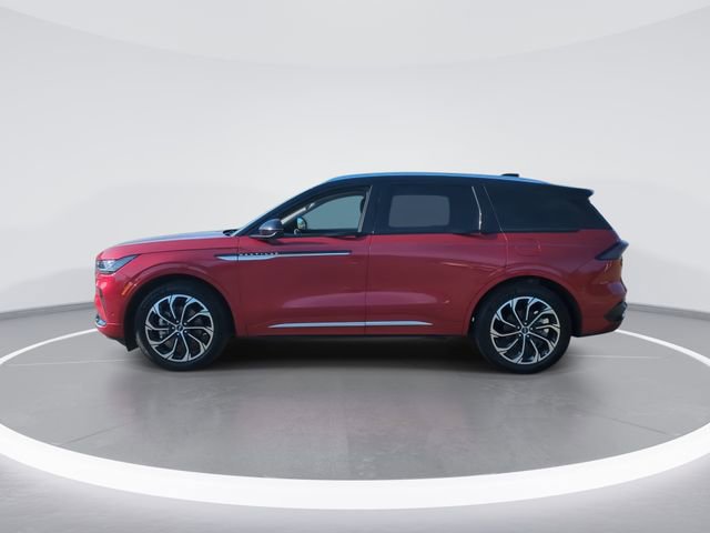 Used 2024 Lincoln Nautilus Reserve AWD/4WD image 5