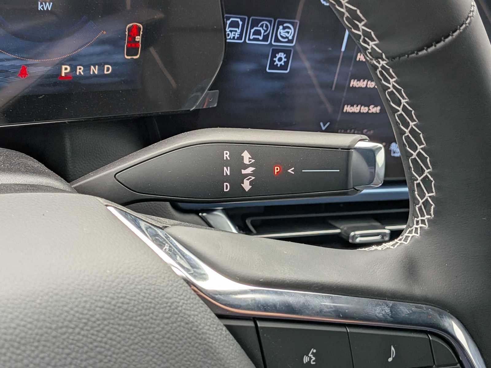 New 2026 Chevrolet Equinox EV LT image 29