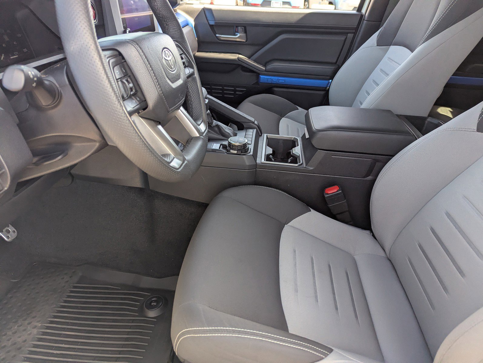 Used 2025 Toyota Tacoma TRD Sport image 26