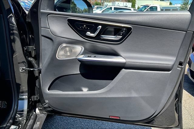 Used 2026 Mercedes-Benz GLC 300 4MATIC image 19