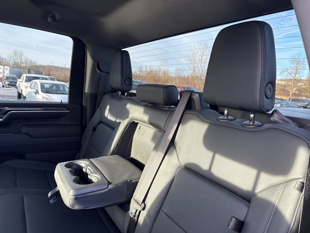 Used 2025 Chevrolet Silverado 3500 LTZ w/ LTZ Convenience Package image 21