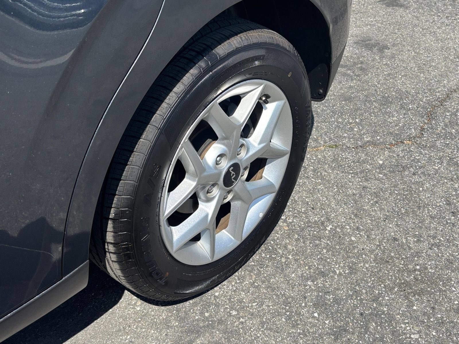 Used 2025 Kia Soul LX w/ LX Technology Package FWD image 29