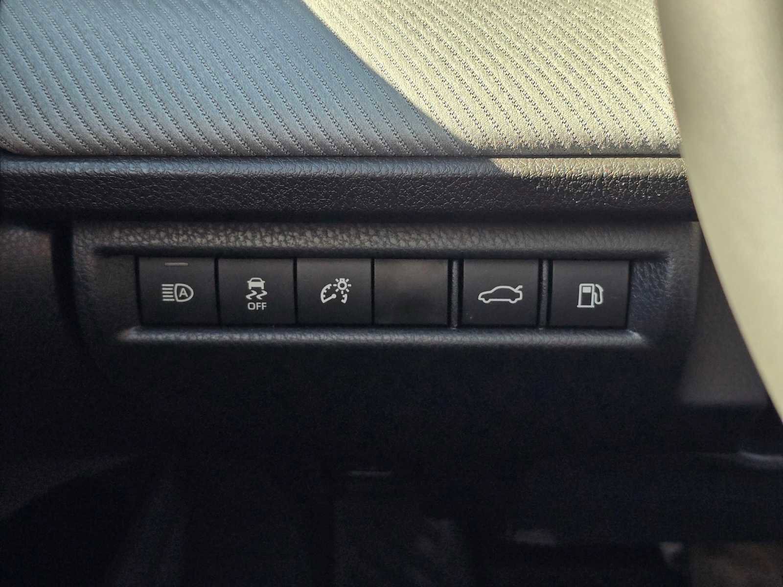 New 2026 Toyota Camry SE image 28