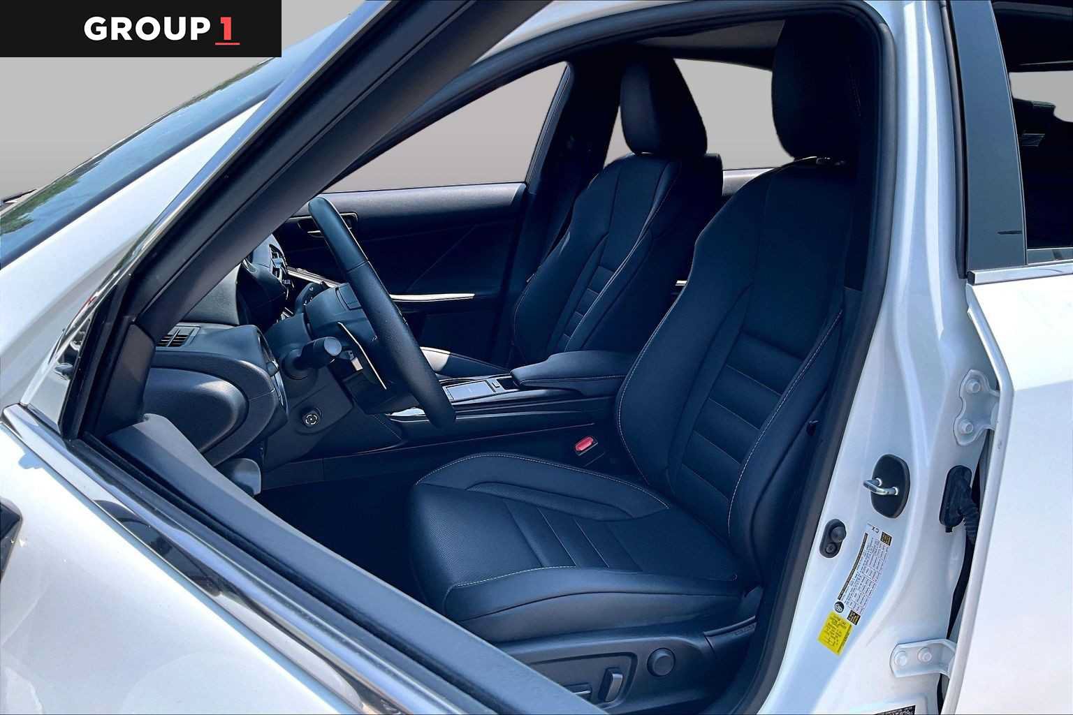 Used 2023 Lexus IS 350 F Sport RWD image 7