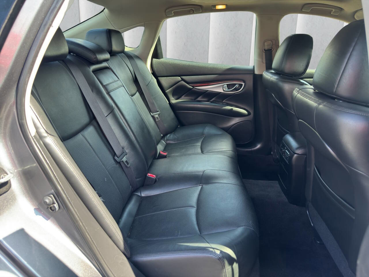 Used 2015 INFINITI Q70 3.7 image 13