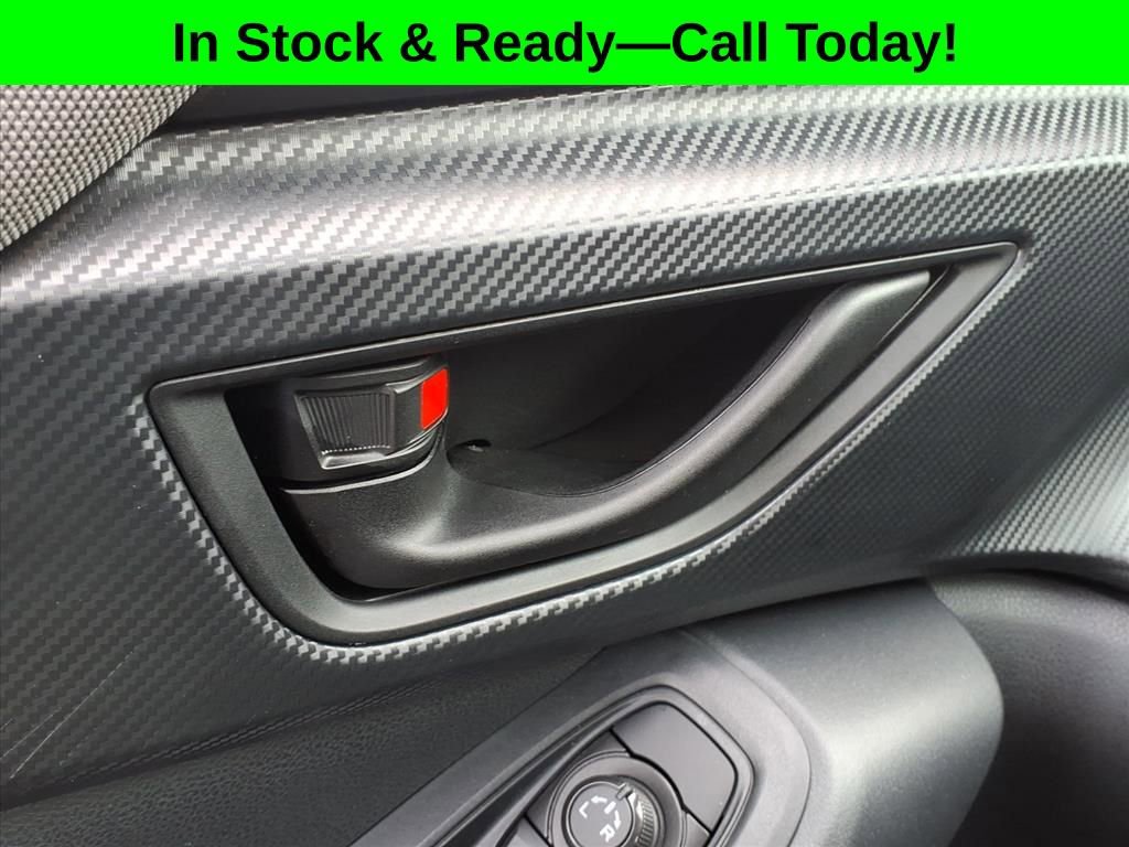 Used 2025 Subaru Crosstrek 2.0i Premium image 16