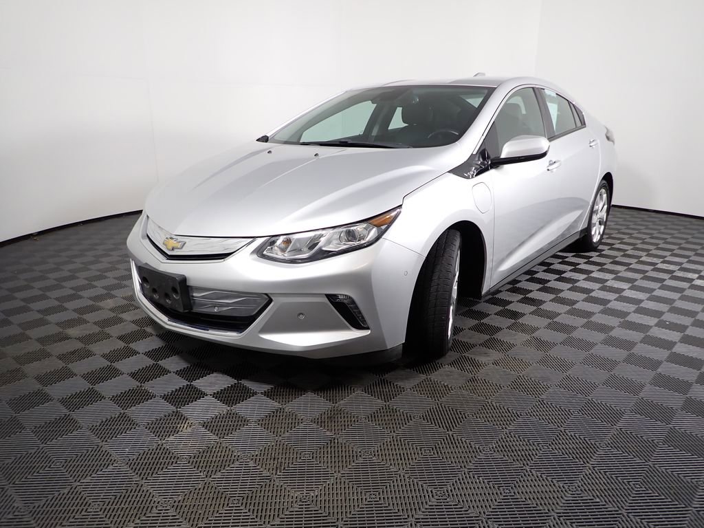 Used 2018 Chevrolet Volt Premier w/ Driver Confidence Package image 8