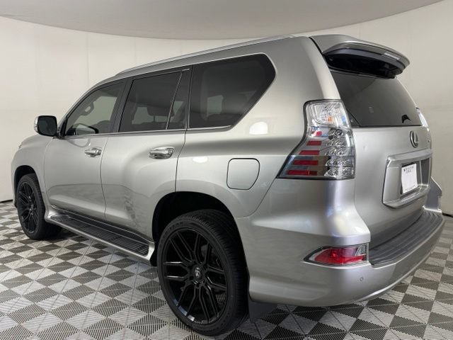 Used 2020 Lexus GX 460 Premium w/ Premium Package AWD/4WD image 4