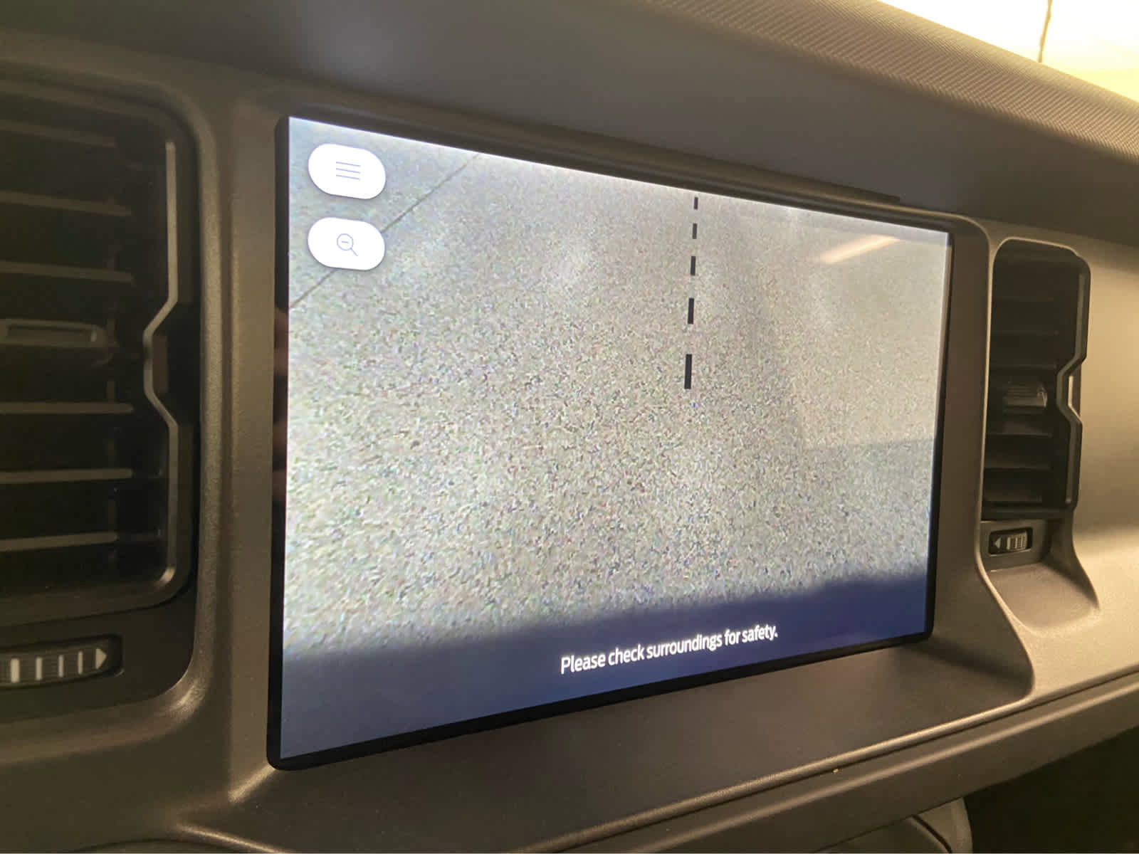 Used 2025 Ford Bronco Badlands image 30