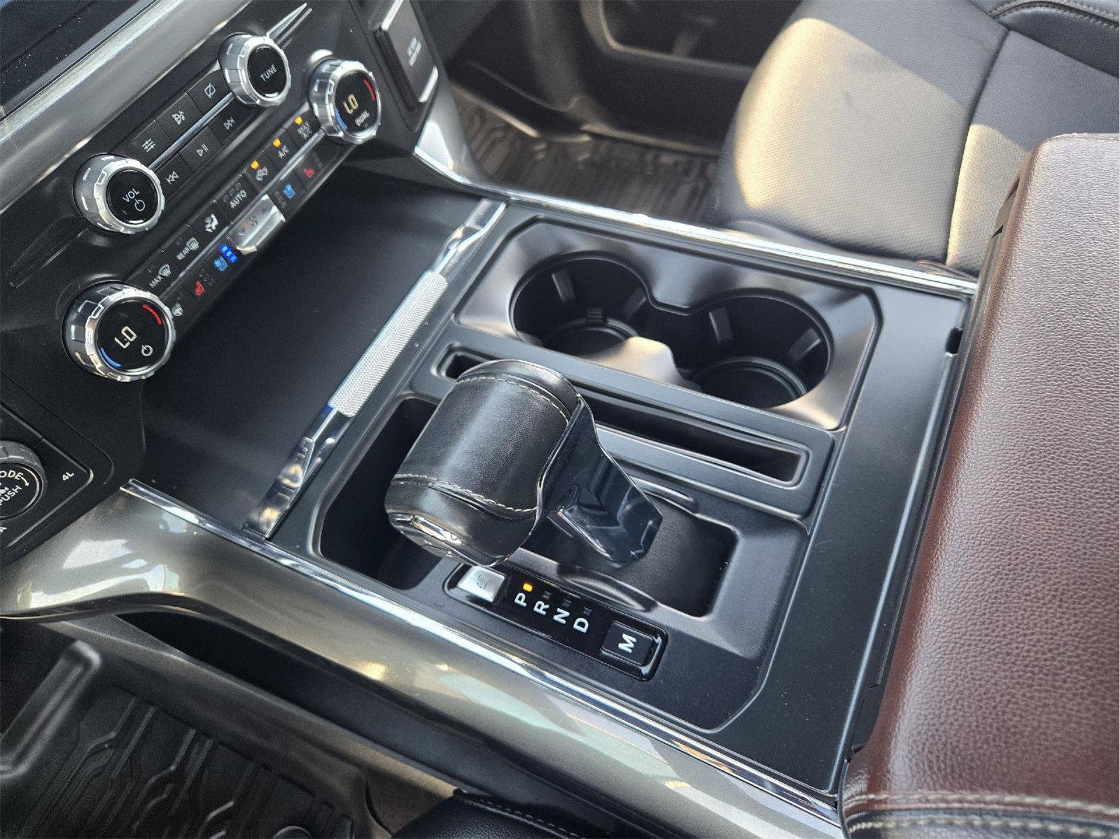 Used 2021 Ford F150 Lariat w/ Equipment Group 502A High AWD/4WD image 19