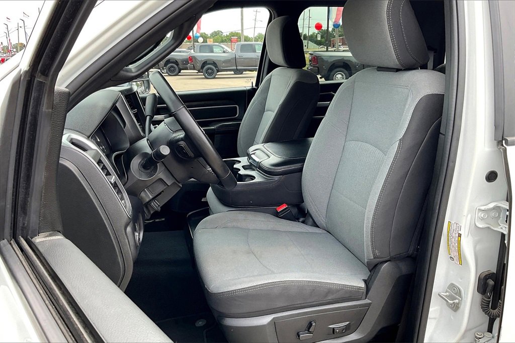 Used 2024 RAM 3500 Big Horn image 25