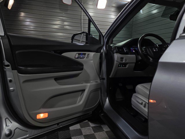 Used 2021 Honda Pilot Touring image 36