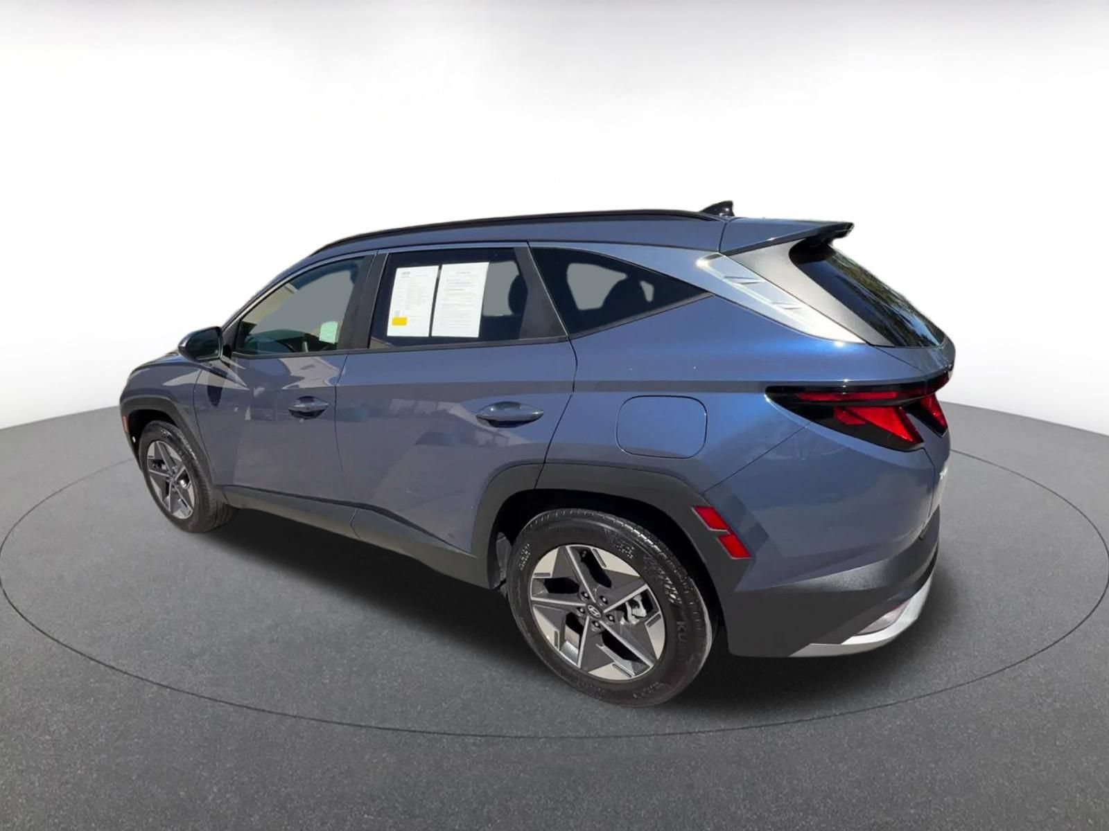 Used 2026 Hyundai Tucson SEL Plus AWD/4WD image 9