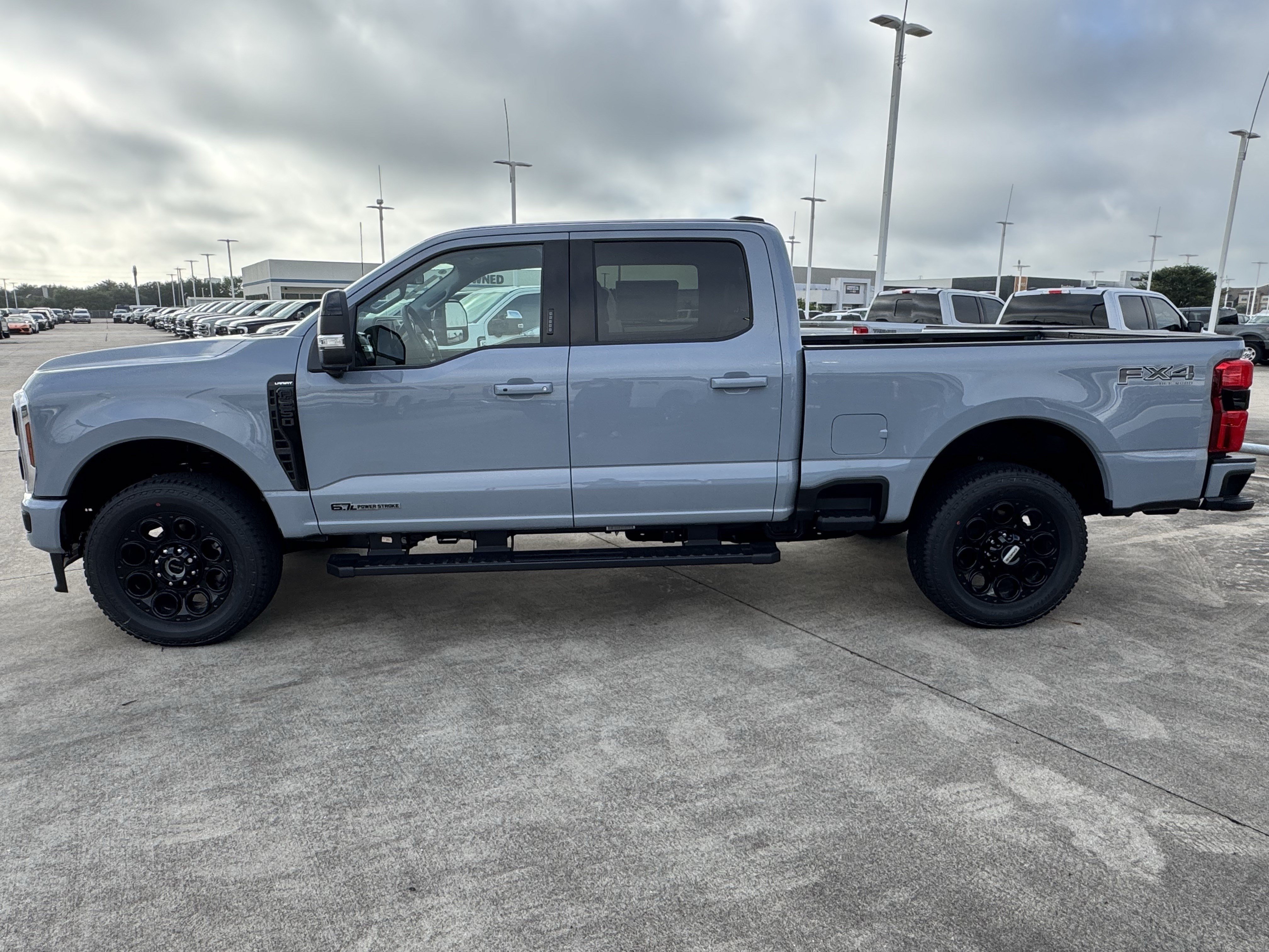 New 2026 Ford F250 Lariat w/ Black Appearance Package AWD/4WD image 7