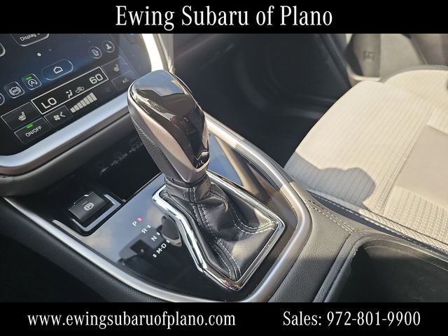 Used 2025 Subaru Outback Premium AWD/4WD image 23