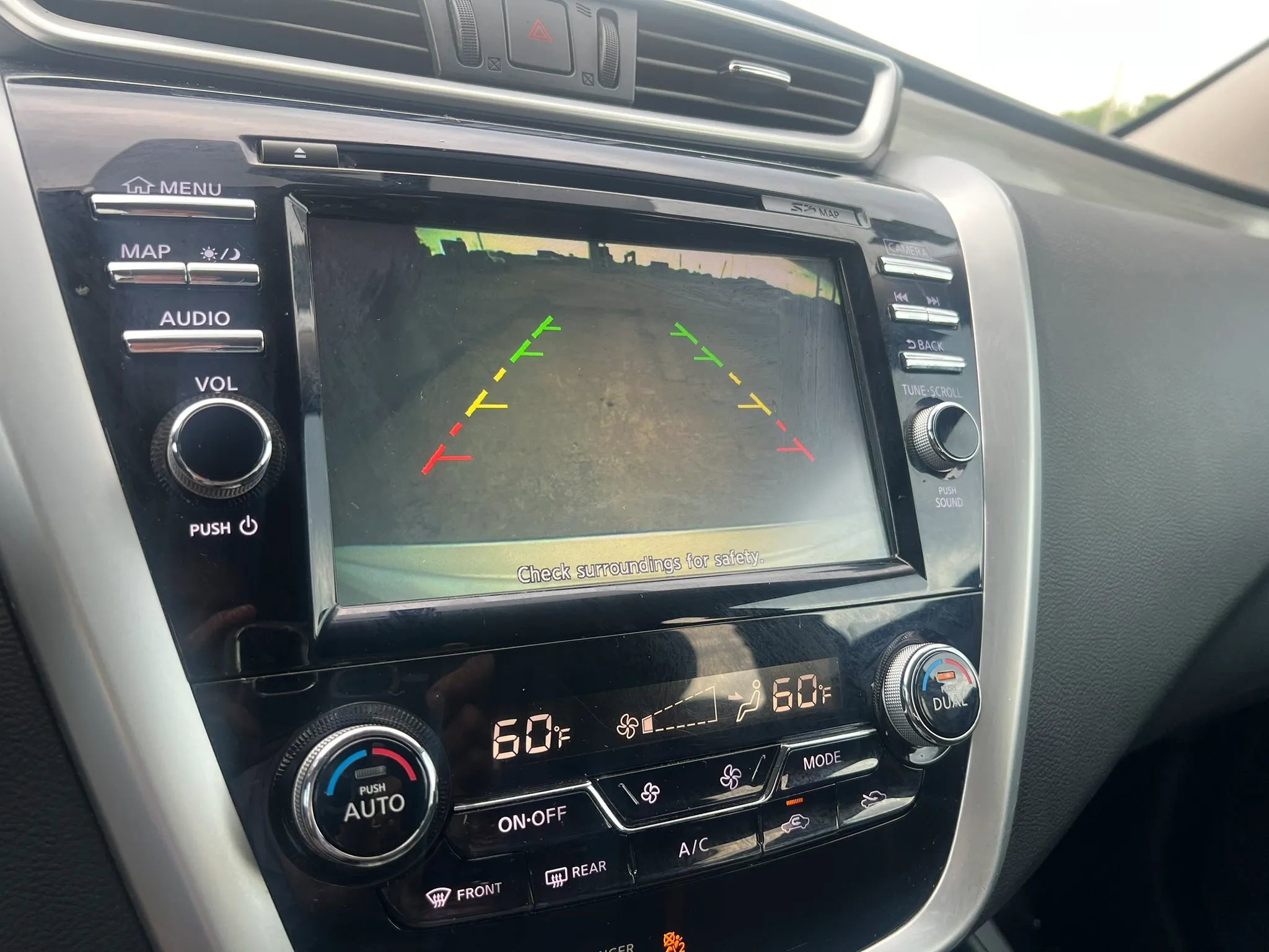 Used 2017 Nissan Murano S w/ Navigation Package image 13