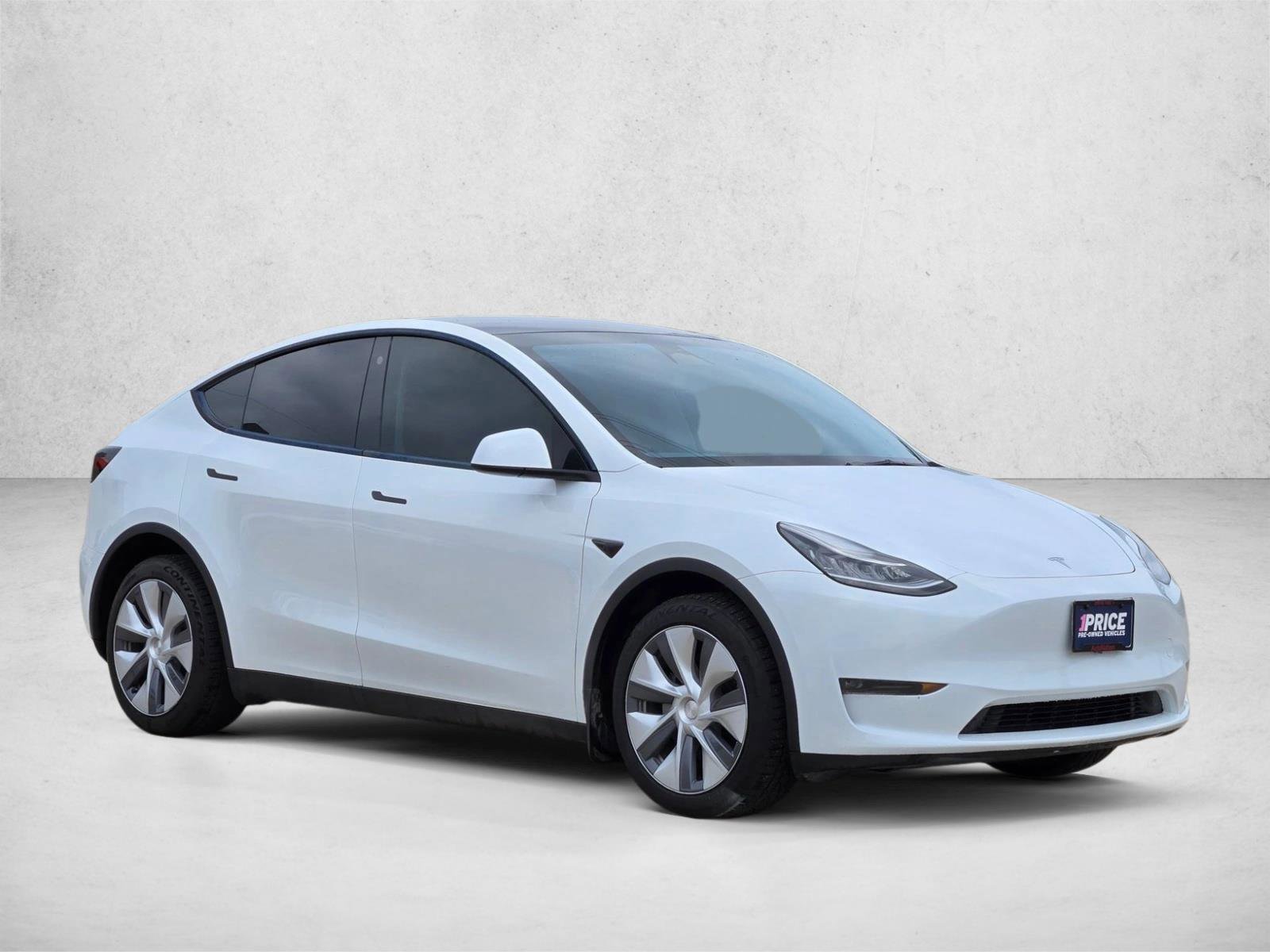 Used 2023 Tesla Model Y Long Range AWD/4WD image 3