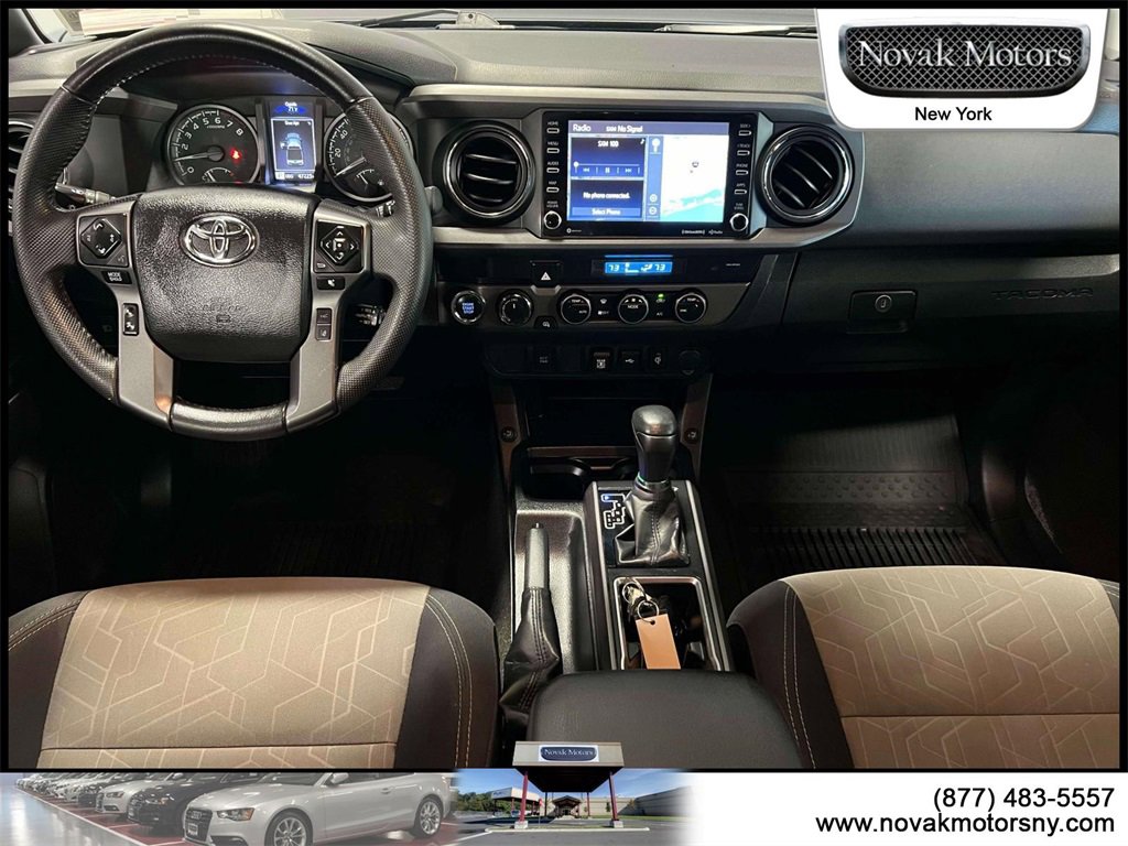 Used 2022 Toyota Tacoma TRD Sport image 14