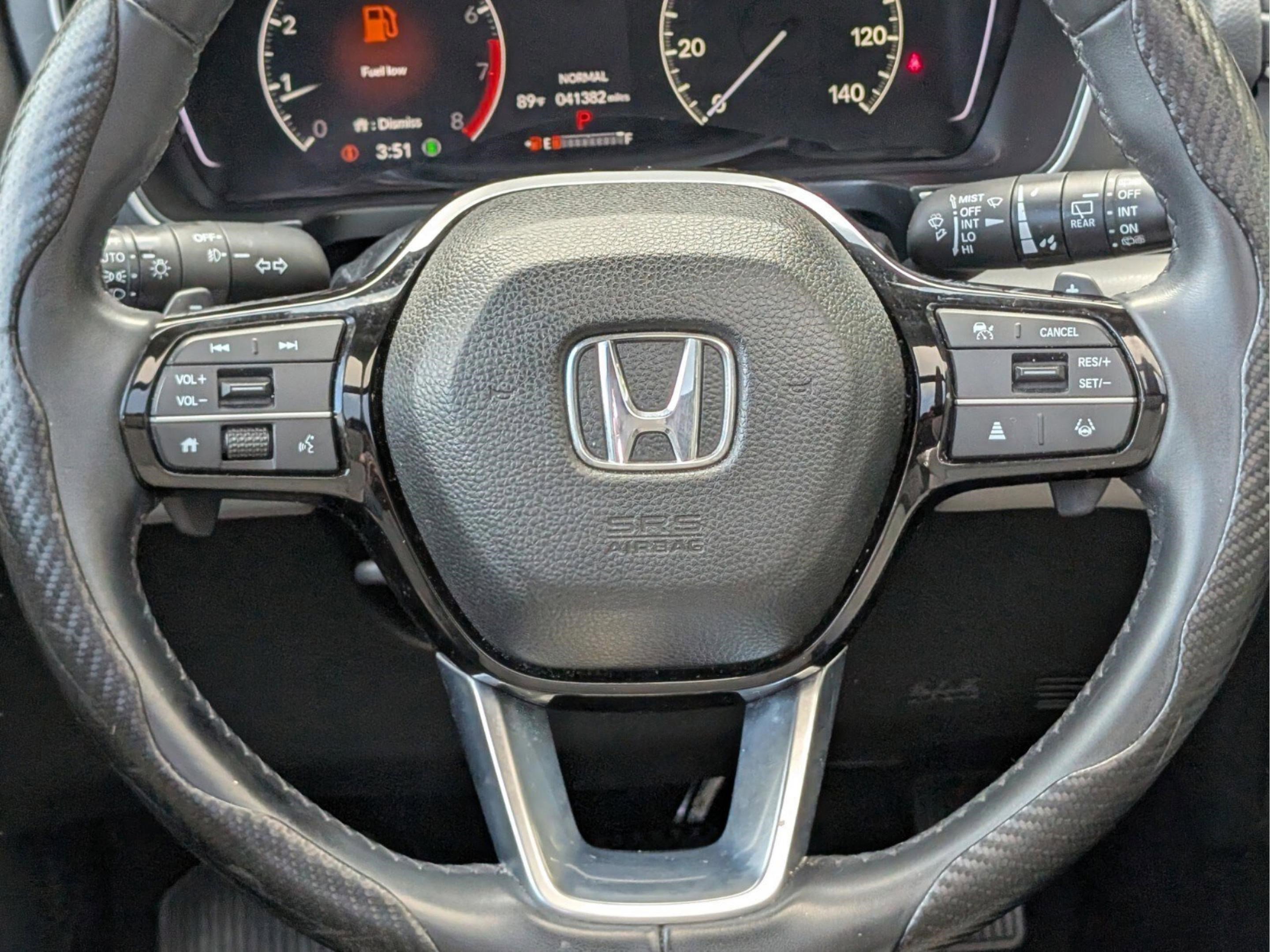 Used 2023 Honda Pilot Touring image 33